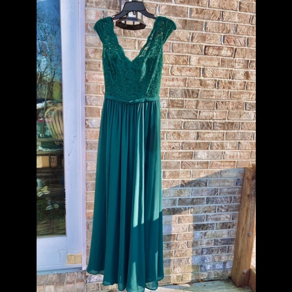 Belsoie Green Lace Ethereal Classic Formal Prom Dress - Picture 8 of 11
